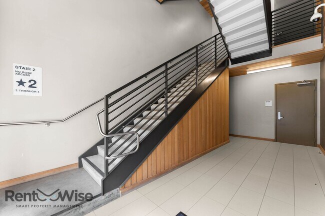 Foto del edificio - 50 Jerrold Ave