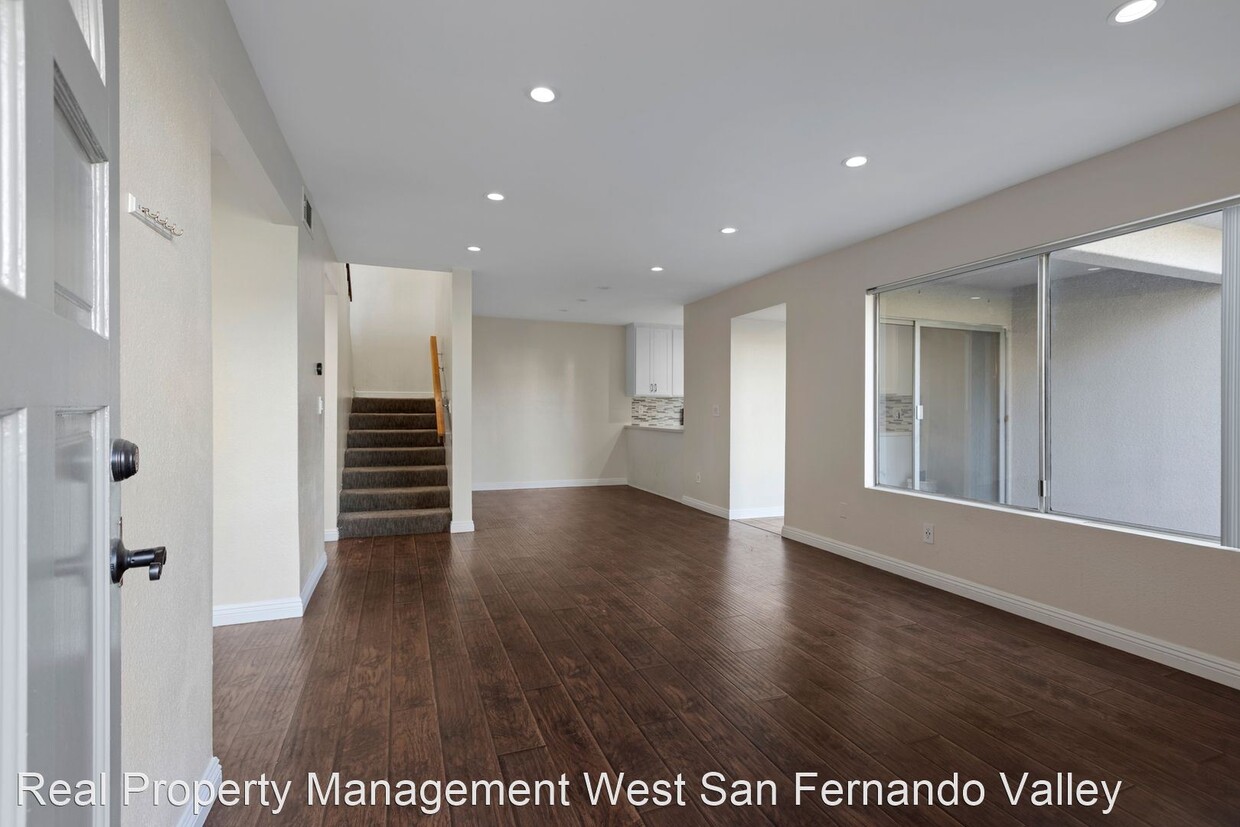 Primary Photo - 3 br, 2.5 bath House - 18512 Mayall St. #A