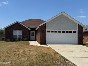 Building Photo - 3545 Brentwood Pl