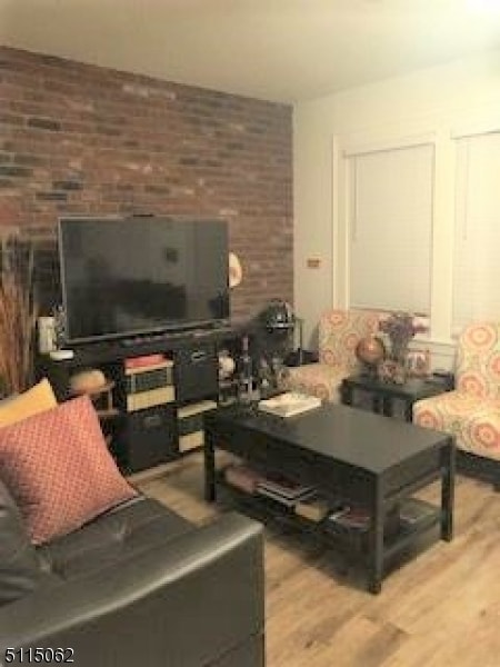 Building Photo - 522 Locust Ave