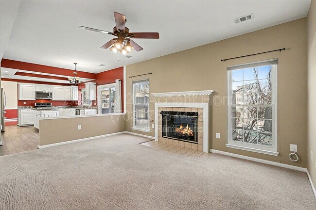 Photo - 2816 King Elm Ct House