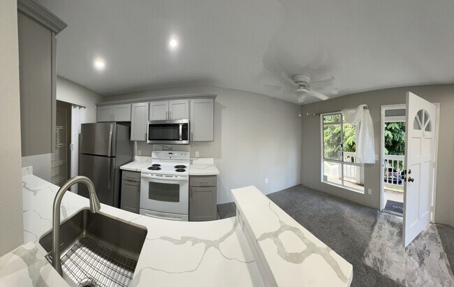Building Photo - 94-213-213 Paioa Pl
