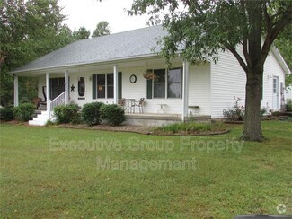 Building Photo - 1318 Tabbs Hollow Rd