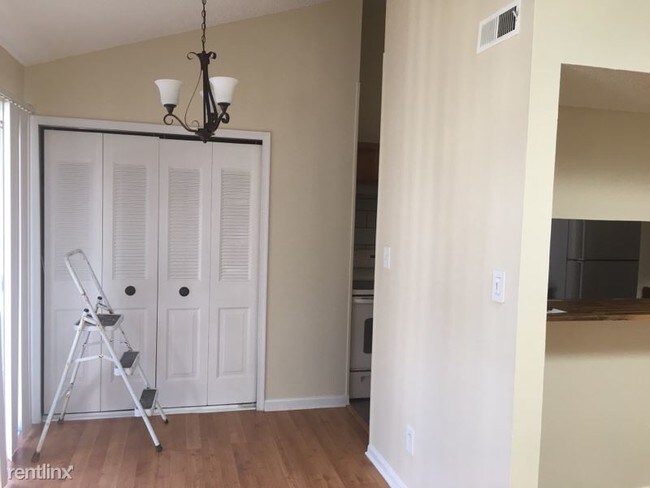 Building Photo - 2 br, 2 bath Condo - 3518 Argo Court
