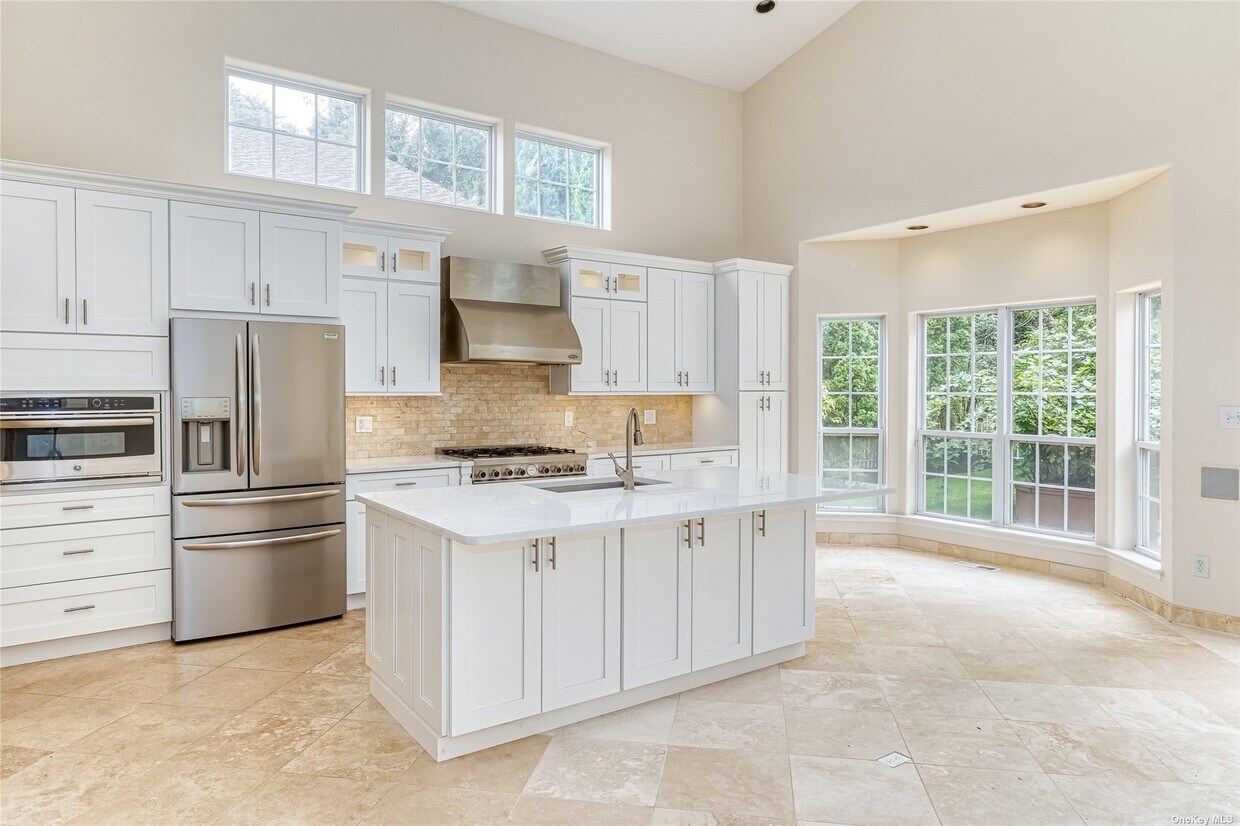 Foto principal - 32 Hamlet Dr