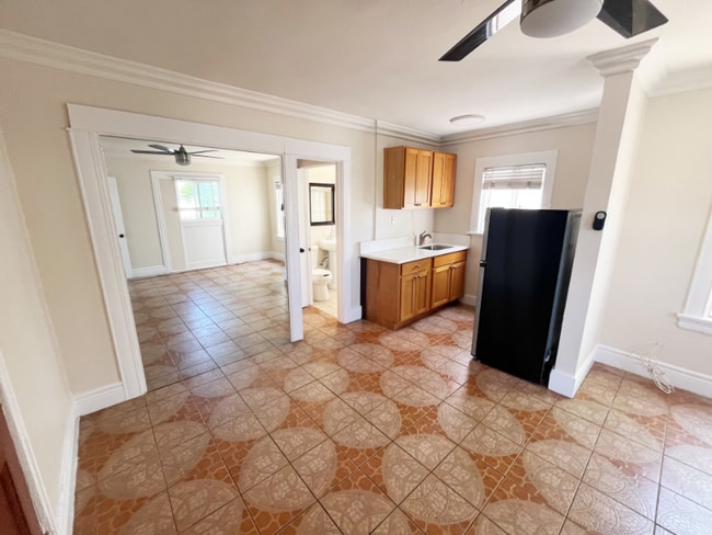 Photo - 744 Pine Ave Apartment