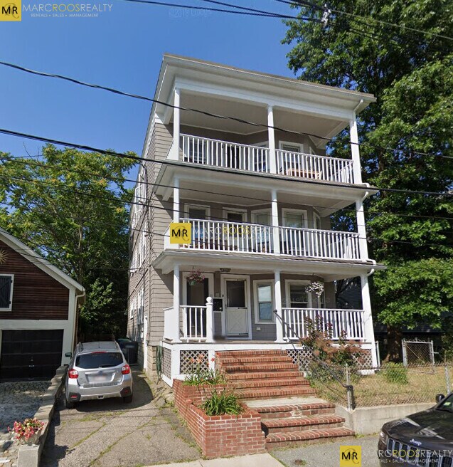 Primary Photo - 21 Sartwell Ave