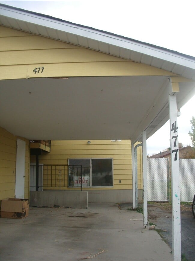 Building Photo - 475-477 Delta Cir
