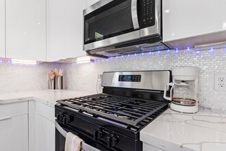 Building Photo - 851 Prosper St