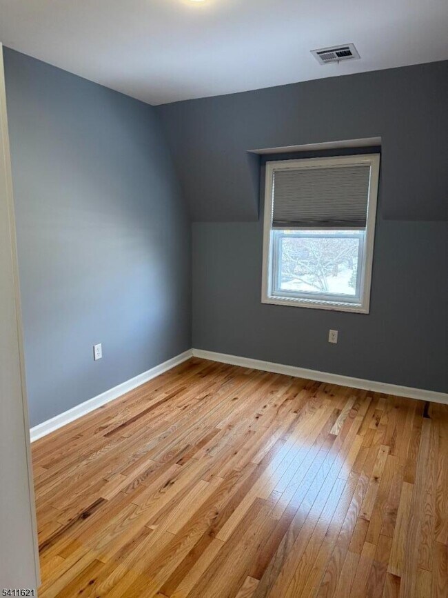 Foto del edificio - 87 Royal