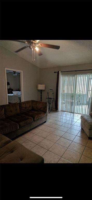 Foto del edificio - 816 Sleepy Harbour Dr