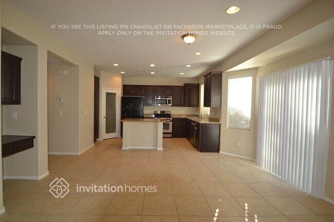 Building Photo - 10749 Drake Ridge Ave