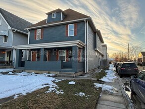 Building Photo - 1338 Barth Ave