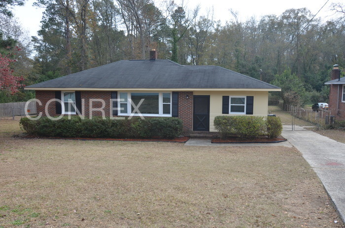 Primary Photo - 2302 Martin Rd