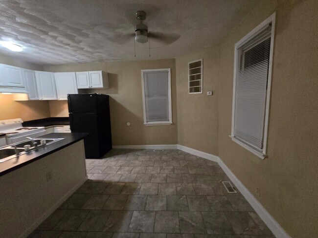 Foto del edificio - 234 W 27th St