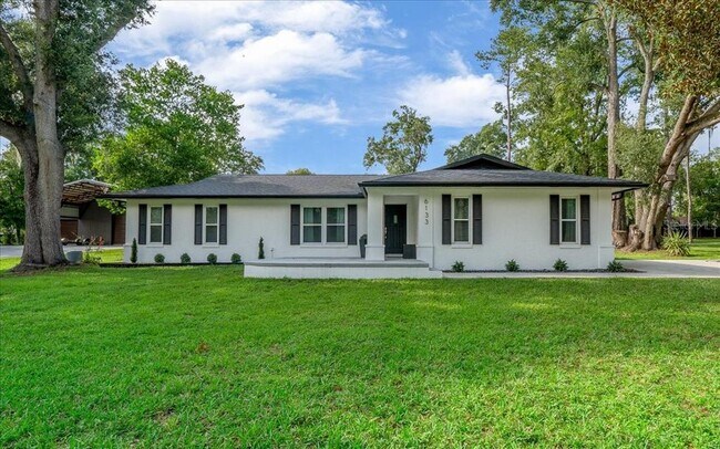 Foto del edificio - 6133 SE 123rd Ln