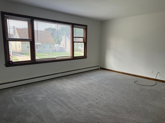 Building Photo - 7506 W Hanover St