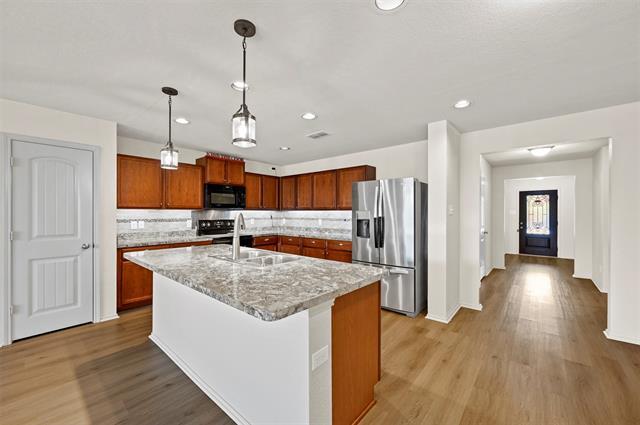 Building Photo - 7613 Captain Ln