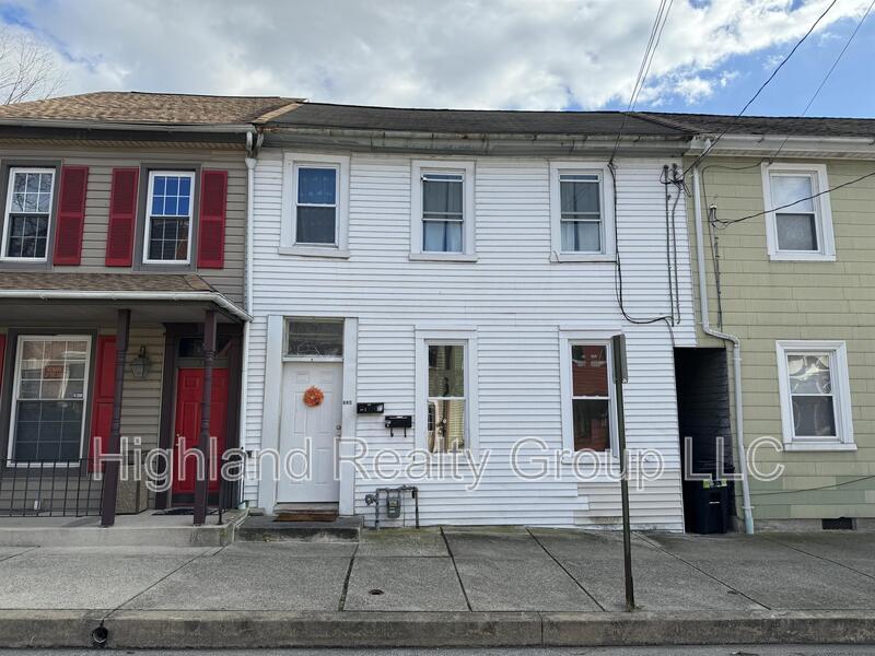 Primary Photo - 336 Cherry St