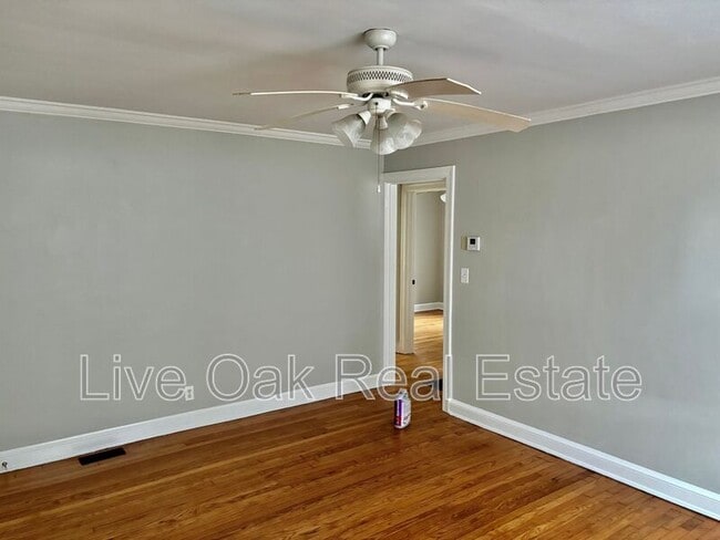 Building Photo - 9640 Sherwood Pl