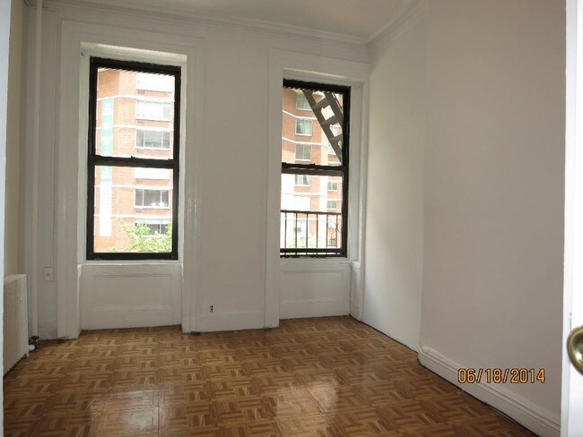 Foto del edificio - 489 2nd Ave