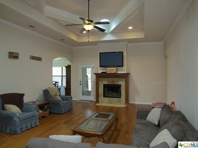 Building Photo - 2505 Mugho Dr