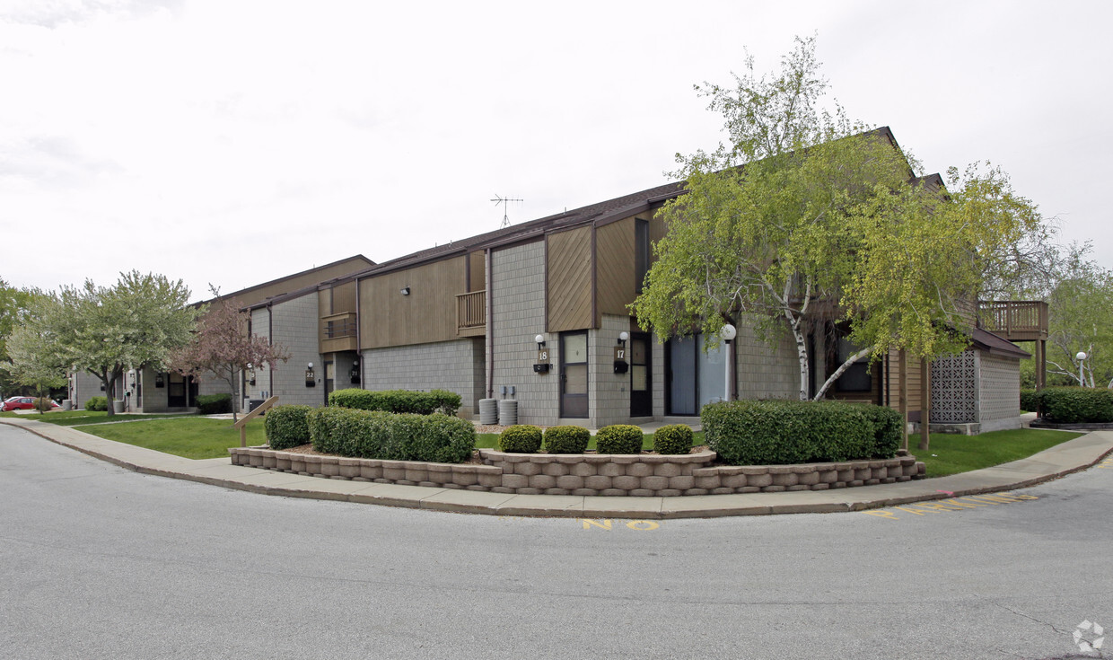 Foto del edificio - College Court Apartments