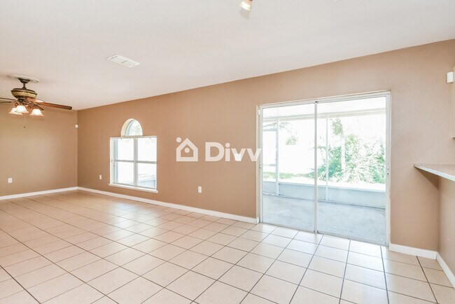 Building Photo - 5446 Chandler Dr