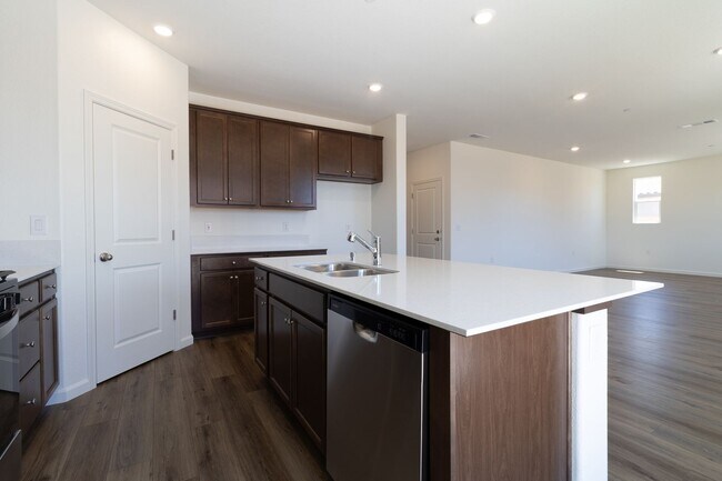 Foto del edificio - Stunning new home for rent in Manteca!