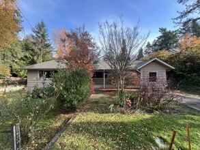 Building Photo - 7280 SW 83rd Ave