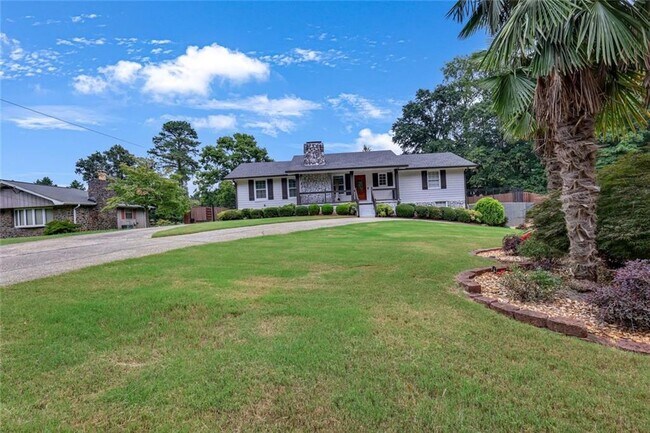 Foto del edificio - 569 Garner Way NW