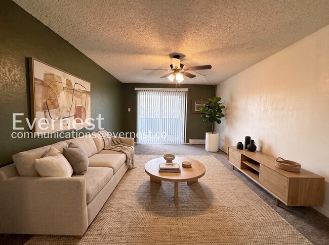 Building Photo - 3047 W 47th Ave