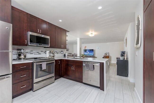 Foto del edificio - 3559 Magellan Cir