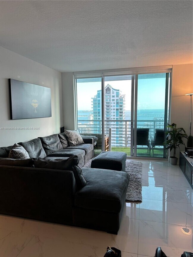 Building Photo - 325 S Biscayne Blvd