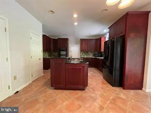 Foto del edificio - 2015 Rosedale Ln