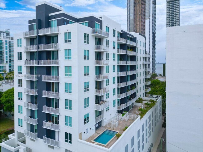 Foto del edificio - 2275 Biscayne Blvd Blvd
