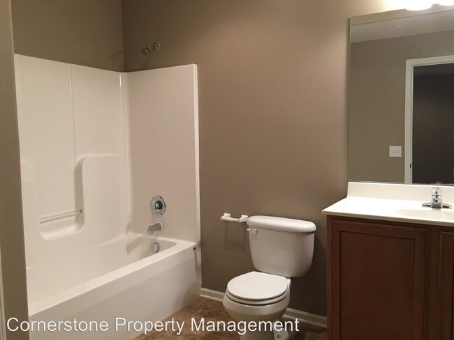 Foto del edificio - 3 br, 3 bath House - 202 12th St. Terr.