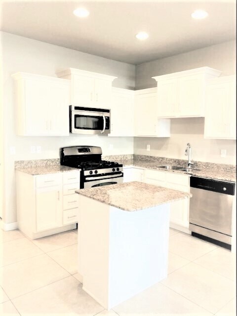 Kitchen/ Dishwasher - 11303 S Sweet Pea Ln