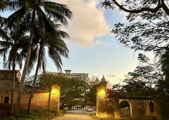 Foto del edificio - 3670 SW 10th St