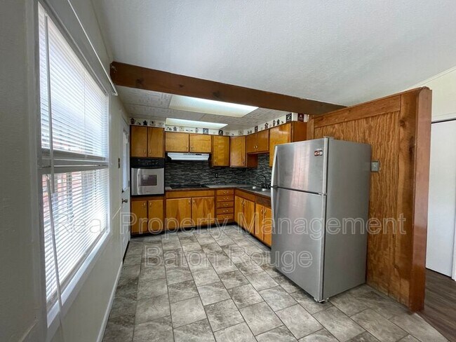 Building Photo - 11520 Pamela Dr