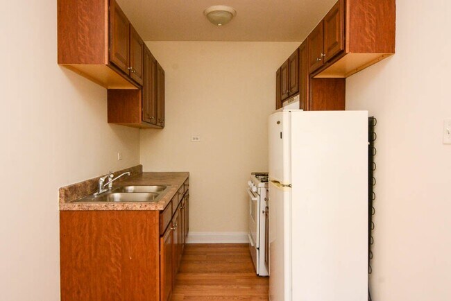 Foto del edificio - 2600 N Kimball Ave