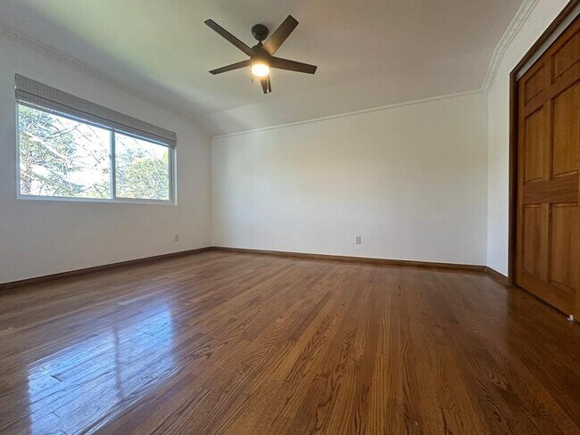 Foto del edificio - 13024 Bloomfield St