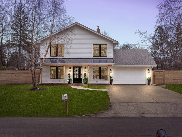 Building Photo - 707 W Woodland Rd