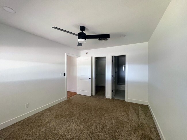 Building Photo - 207 N 17th St