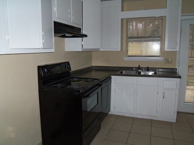Foto del edificio - 1091 Kings Mill Run N