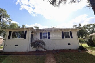 Building Photo - 9107 Mapleview Ave