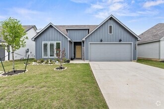 Building Photo - 405 Perry Pl