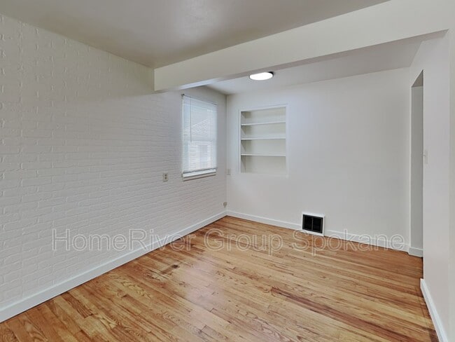 Building Photo - 5908 N Cannon St