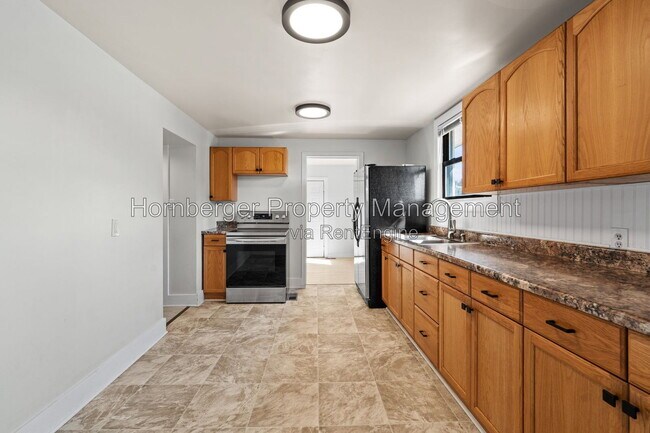 Foto del edificio - 1327 E Walton Ave