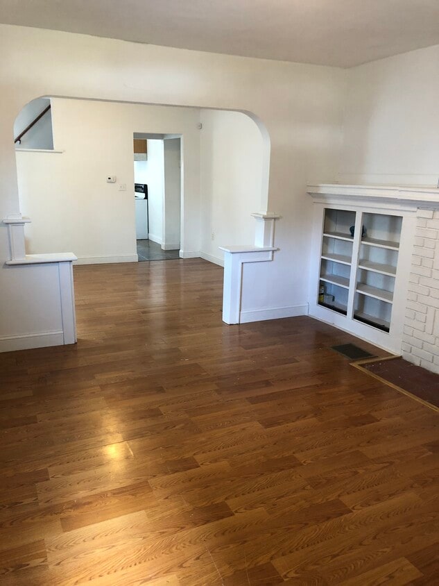 1155 E 18th Ave, Columbus, OH 43211 Townhome Rentals in Columbus OH